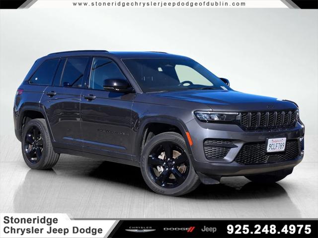 2022 Jeep Grand Cherokee Altitude 4x4