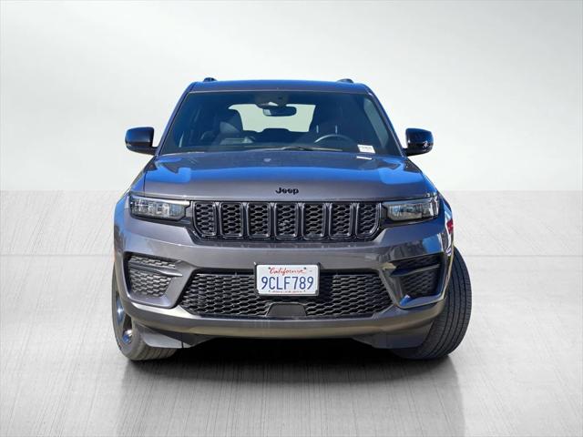 2022 Jeep Grand Cherokee Altitude 4x4