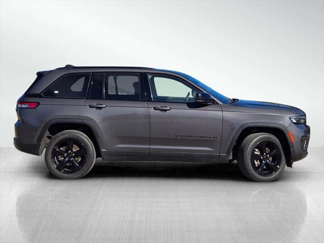 2022 Jeep Grand Cherokee Altitude 4x4
