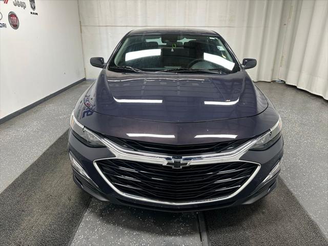 2025 Chevrolet Malibu FWD RS