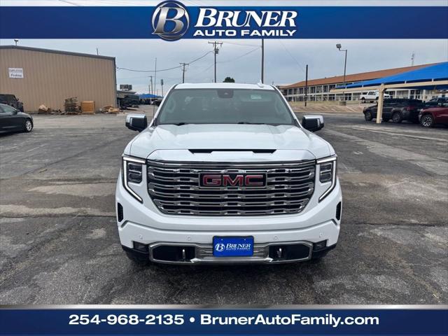 2022 GMC Sierra 1500 2WD Crew Cab Short Box Denali 2022 GMC Sierra 1500 2WD Crew Cab Short Box Denali