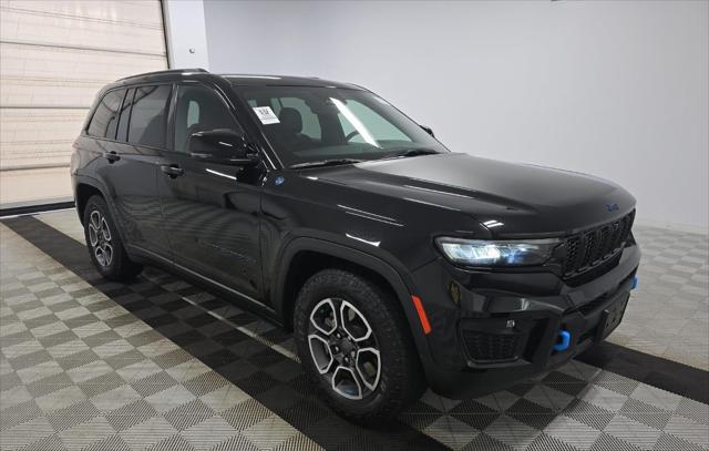 2022 Jeep Grand Cherokee 4xe Trailhawk 4x4 2022 Jeep Grand Cherokee 4xe Trailhawk 4x4