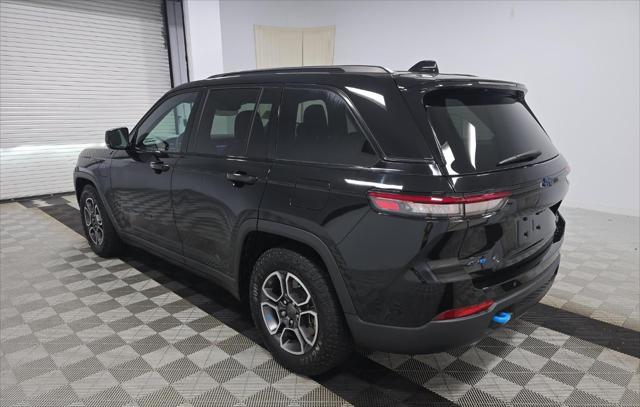 2022 Jeep Grand Cherokee 4xe Trailhawk 4x4 2022 Jeep Grand Cherokee 4xe Trailhawk 4x4