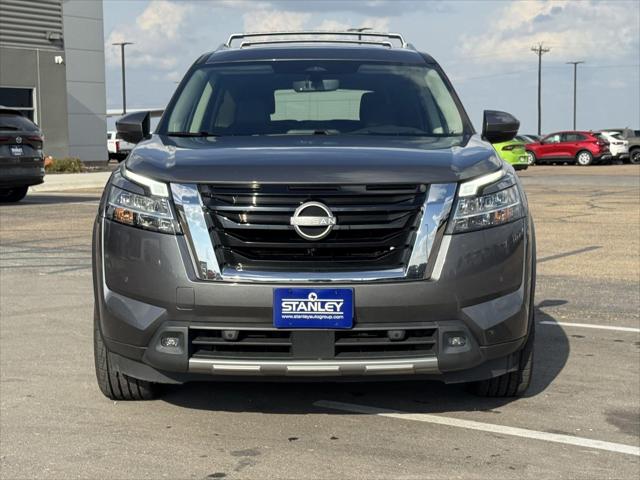 2023 Nissan Pathfinder Platinum 4WD 2023 Nissan Pathfinder Platinum 4WD