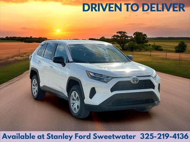 2025 Toyota RAV4 LE 2025 Toyota RAV4 LE