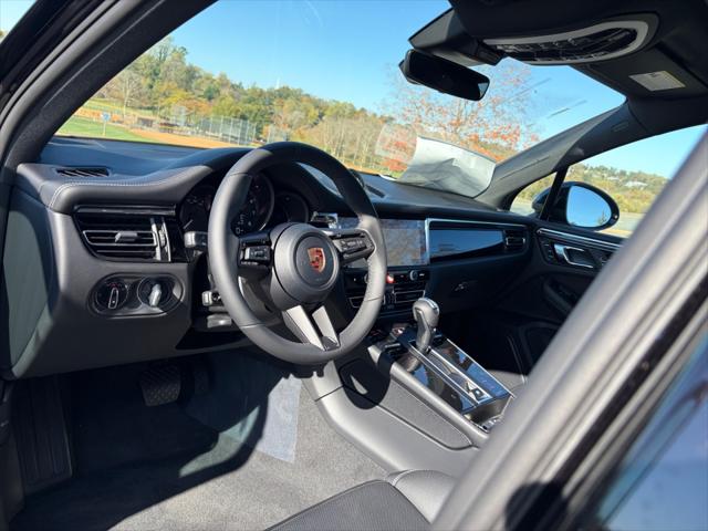 2026 Porsche Macan T