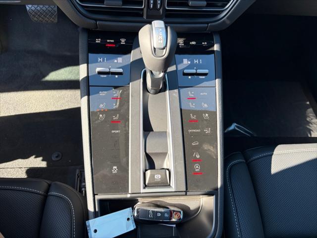 2026 Porsche Macan T