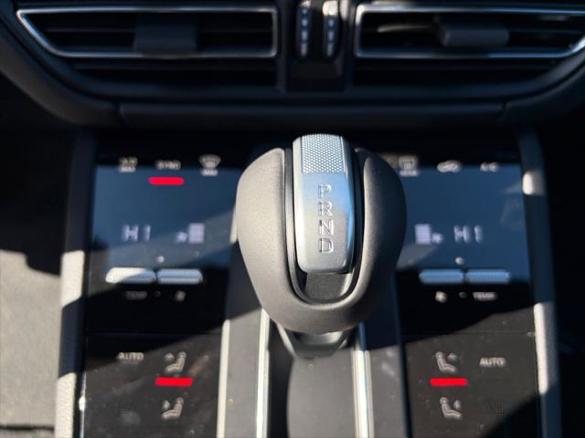 2026 Porsche Macan T