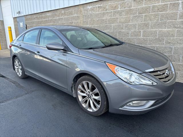 Used 2013 Hyundai Sonata For Sale in Wilmington, OH
