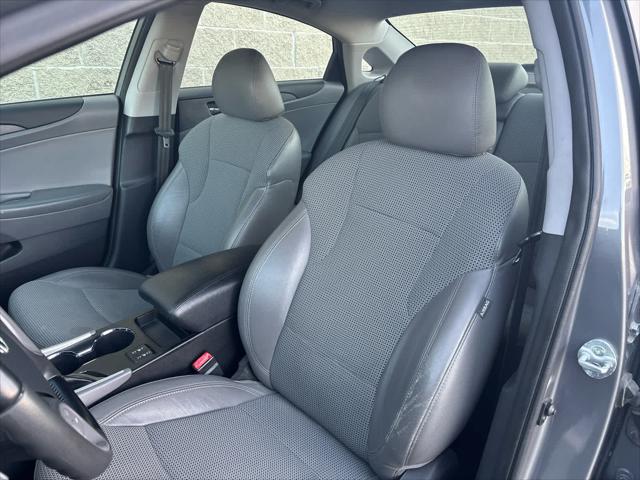 Used 2013 Hyundai Sonata For Sale in Wilmington, OH