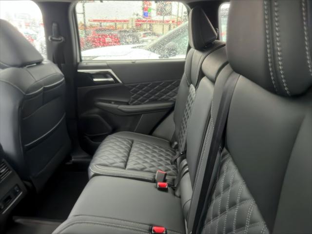 2025 Mitsubishi Outlander PHEV SEL S-AWC