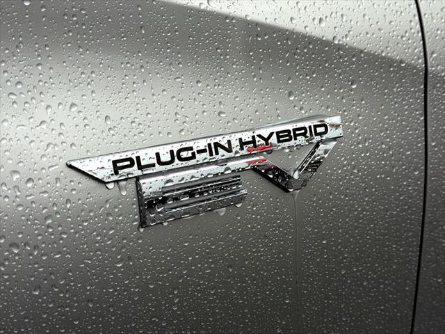 2025 Mitsubishi Outlander PHEV SEL S-AWC