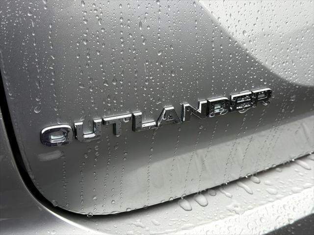 2025 Mitsubishi Outlander PHEV SEL S-AWC
