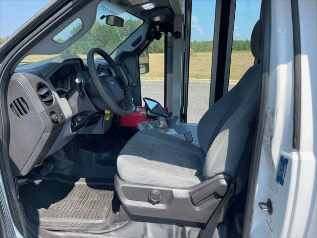 2016 Ford F-550 XL
