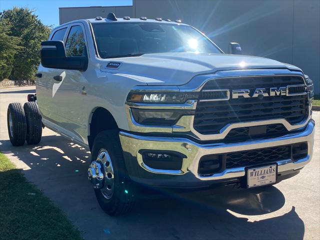2025 Ram 3500 Tradesman/Big Horn