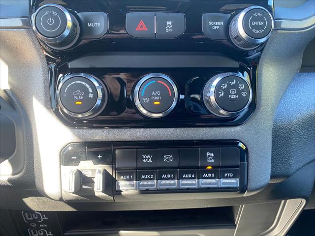 2025 Ram 3500 Tradesman/Big Horn