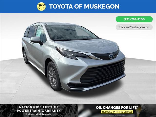 2025 Toyota Sienna LE for sale in Muskegon, MI