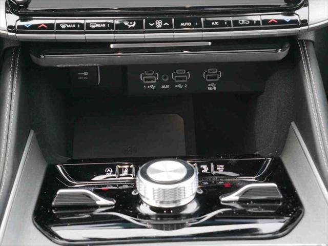 2025 Jeep Wagoneer Series II Carbide 4x4