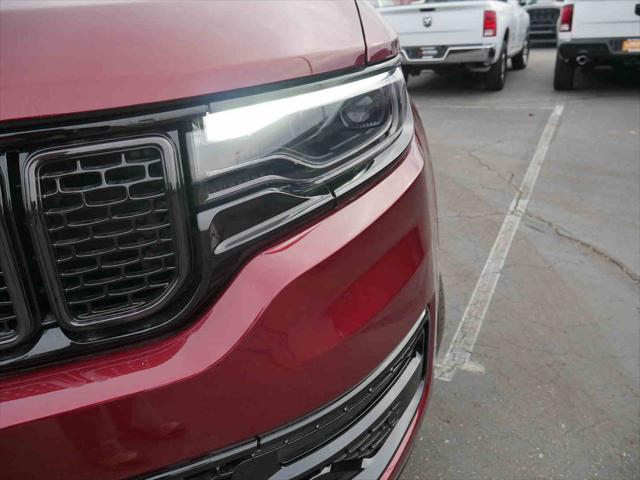 2025 Jeep Wagoneer Series II Carbide 4x4