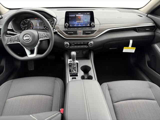 2025 Nissan Altima SV AWD