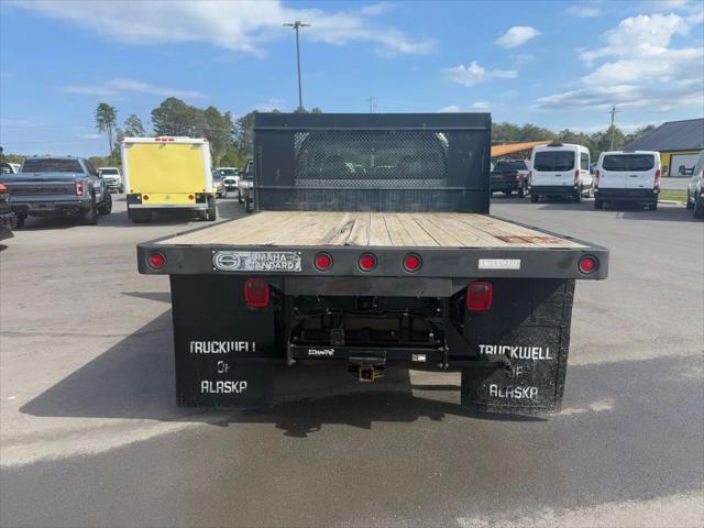 2005 Ford F-450 176  W.B. 4D