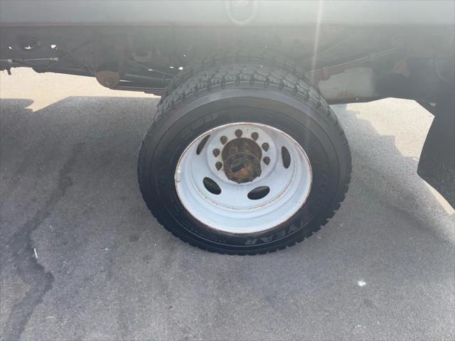 2005 Ford F-450 176  W.B. 4D