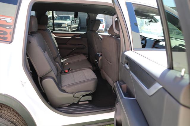 2025 GMC Acadia FWD Elevation