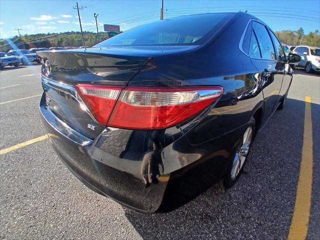 2015 Toyota Camry SE