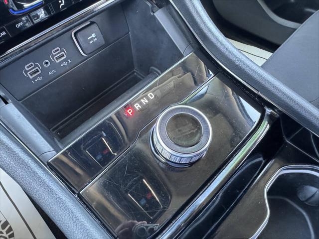 2023 Jeep Grand Cherokee L Laredo 4x4