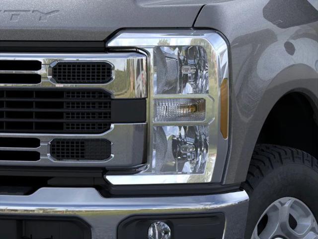 2026 Ford F-350 XLT