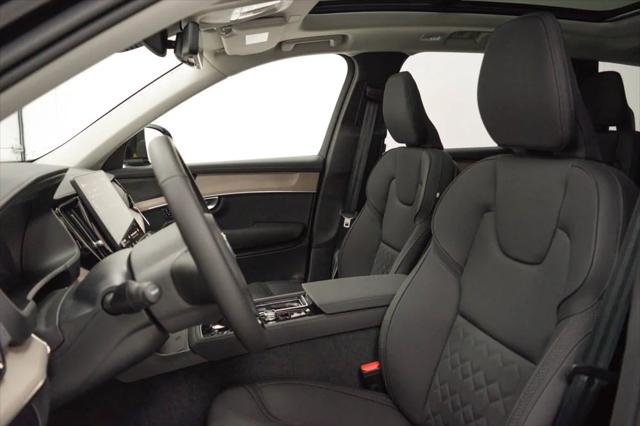 2026 Volvo XC90 Plus, B6 AWD Gas mild hybrid, Gasoline, Bright, 7 Seats