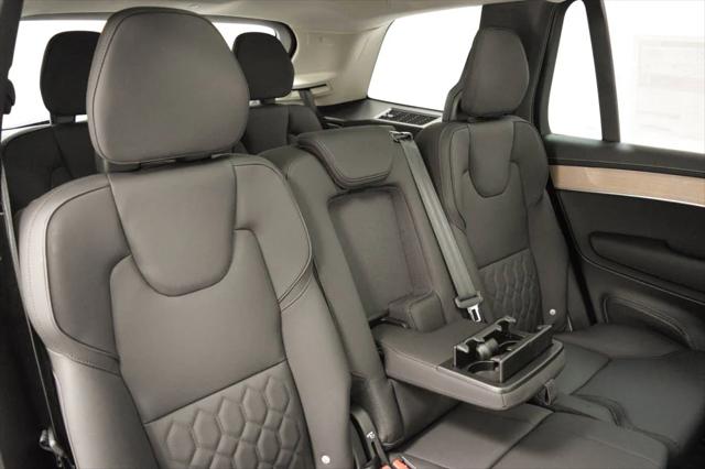 2026 Volvo XC90 Plus, B6 AWD Gas mild hybrid, Gasoline, Bright, 7 Seats