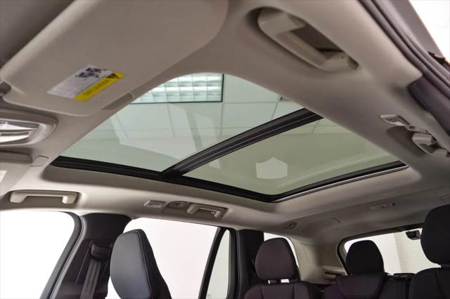 2026 Volvo XC90 Plus, B6 AWD Gas mild hybrid, Gasoline, Bright, 7 Seats