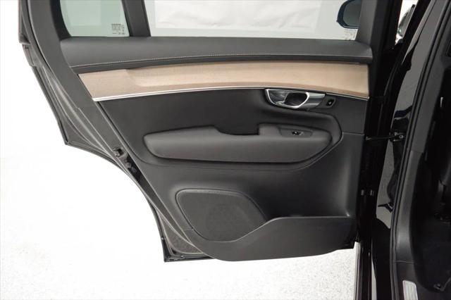 2026 Volvo XC90 Plus, B6 AWD Gas mild hybrid, Gasoline, Bright, 7 Seats
