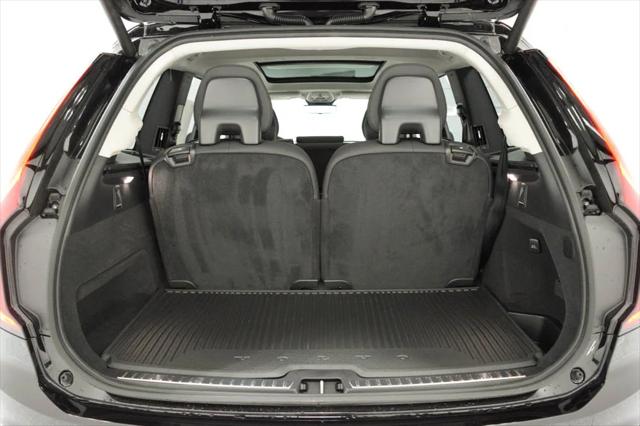2026 Volvo XC90 Plus, B6 AWD Gas mild hybrid, Gasoline, Bright, 7 Seats