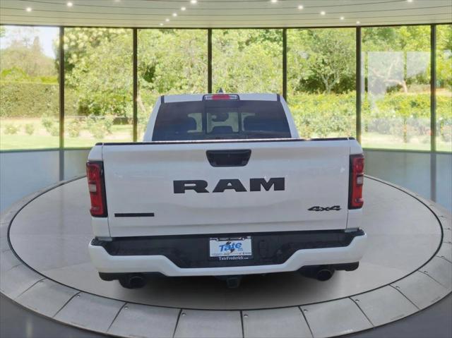 2026 Ram 1500 Big Horn Crew Cab 4x4 5'7" Box