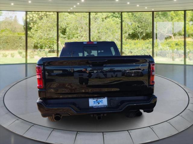 2026 Ram 1500 Big Horn Crew Cab 4x4 5'7" Box