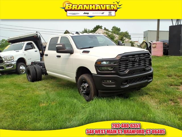 2026 RAM 3500 Chassis RAM 3500 TRADESMAN CREW CAB CHASSIS 4X4 60 CA 2026 RAM 3500 Chassis RAM 3500 TRADESMAN CREW CAB CHASSIS 4X4 60 CA