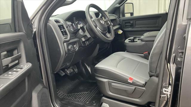 2026 RAM Ram 2500 RAM 2500 TRADESMAN CREW CAB 4X4 64 BOX