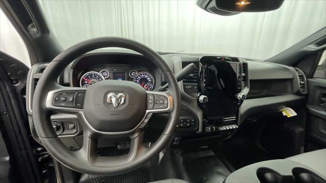 2026 RAM Ram 2500 RAM 2500 TRADESMAN CREW CAB 4X4 64 BOX