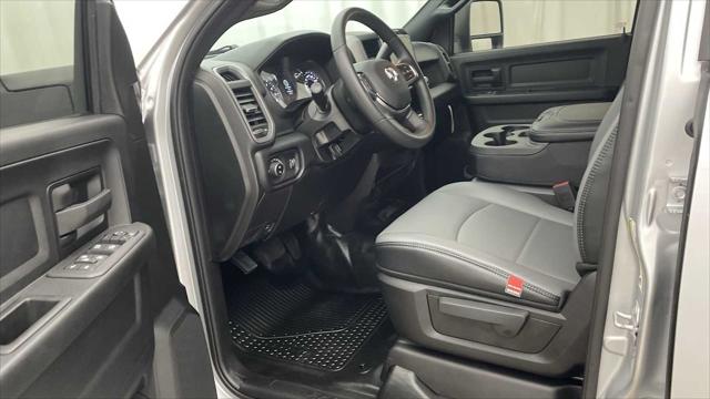 2026 RAM Ram 2500 RAM 2500 TRADESMAN CREW CAB 4X4 64 BOX