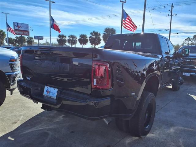 2026 RAM Ram 3500 RAM 3500 LARAMIE CREW CAB 4X4 8 BOX