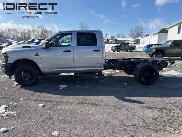 2026 RAM 3500 Chassis RAM 3500 TRADESMAN CREW CAB CHASSIS 4X4 60 CA
