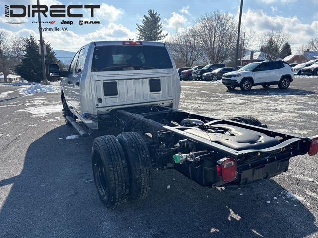 2026 RAM 3500 Chassis RAM 3500 TRADESMAN CREW CAB CHASSIS 4X4 60 CA