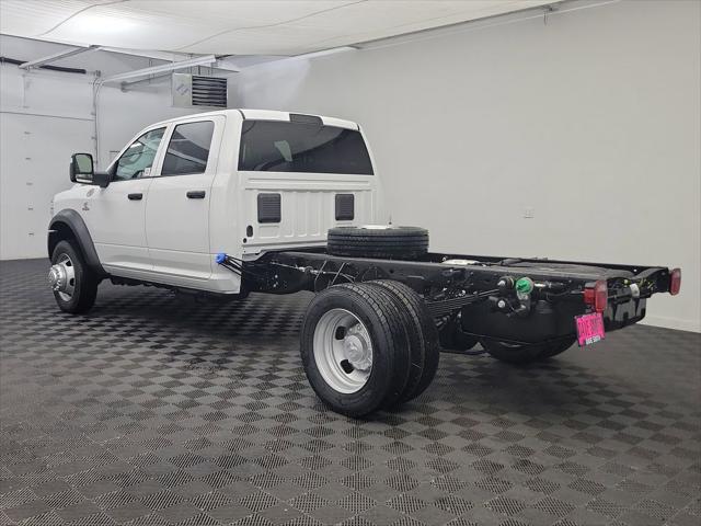 2026 RAM Ram 5500 Chassis Cab RAM 5500 TRADESMAN CHASSIS CREW CAB 4X4 60 CA