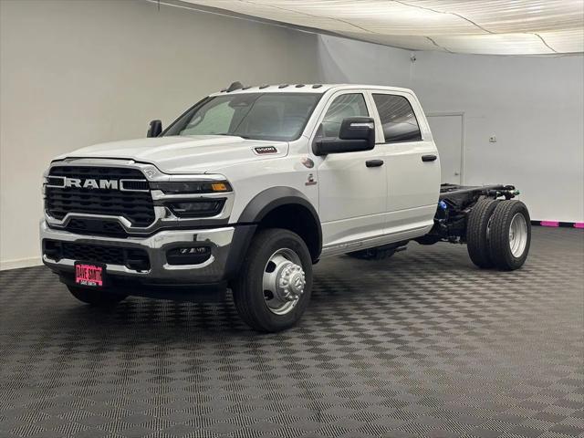 2026 RAM Ram 5500 Chassis Cab RAM 5500 TRADESMAN CHASSIS CREW CAB 4X4 60 CA