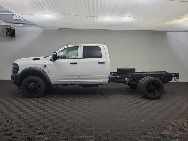 2026 RAM Ram 5500 Chassis Cab RAM 5500 TRADESMAN CHASSIS CREW CAB 4X4 60 CA
