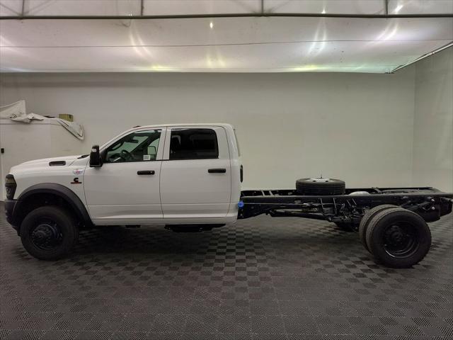2026 RAM Ram 5500 Chassis Cab RAM 5500 TRADESMAN CHASSIS CREW CAB 4X4 84 CA