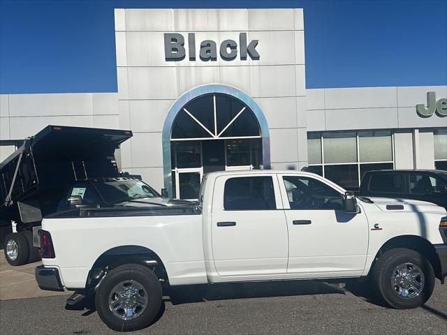2026 RAM Ram 2500 RAM 2500 TRADESMAN CREW CAB 4X4 64 BOX 2026 RAM Ram 2500 RAM 2500 TRADESMAN CREW CAB 4X4 64 BOX