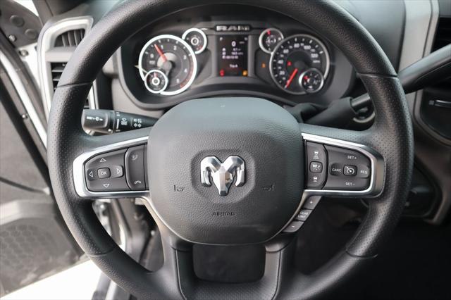 2026 RAM Ram 2500 RAM 2500 TRADESMAN CREW CAB 4X4 64 BOX